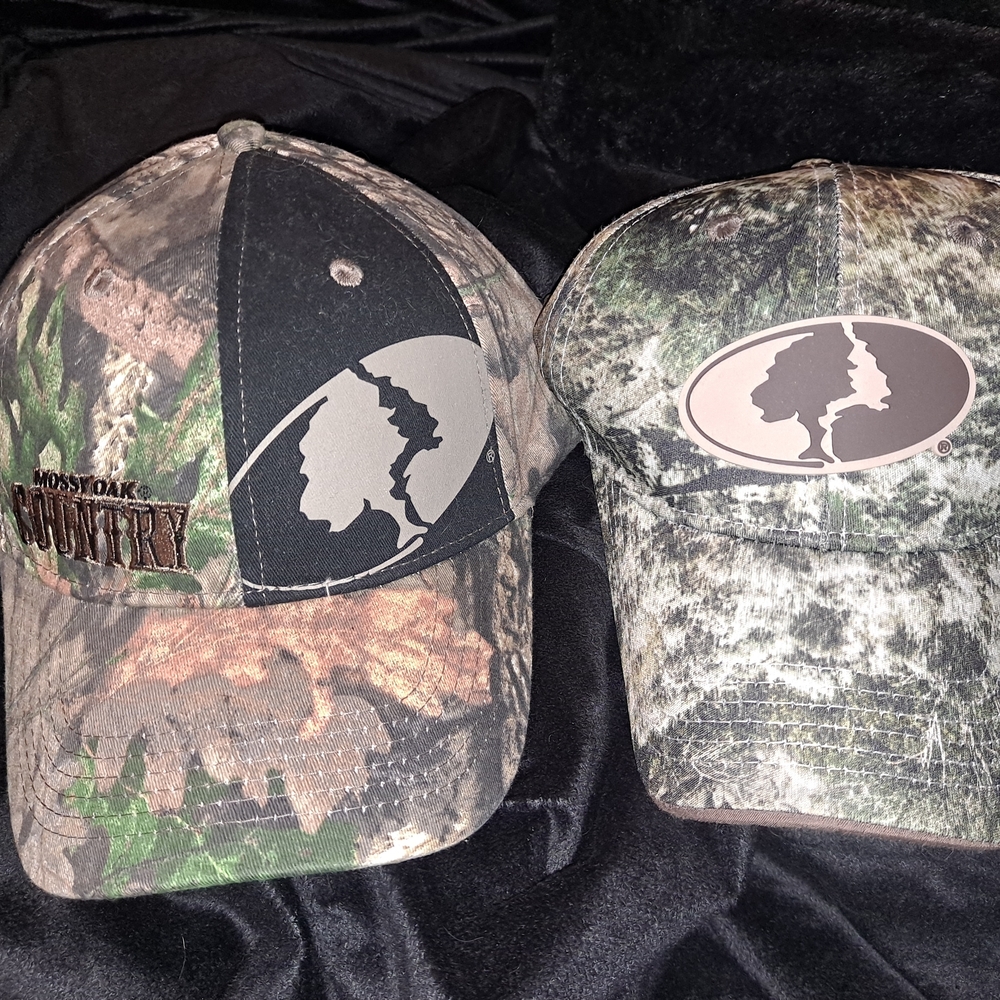 Mossy Oak Camouflage Caps